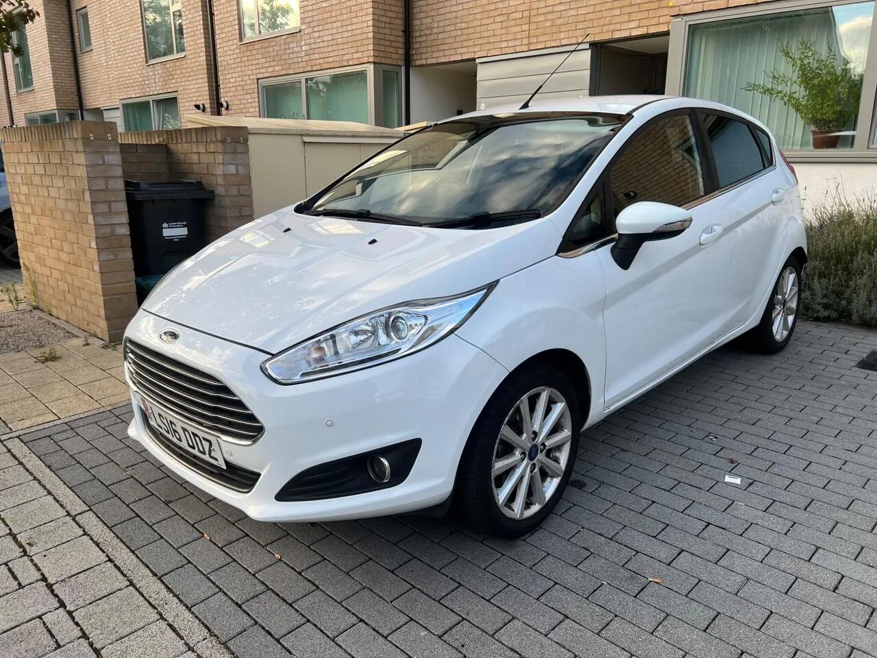 Ford Fiesta 2016 photo 3