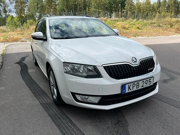 Skoda Octavia 2015 photo 2