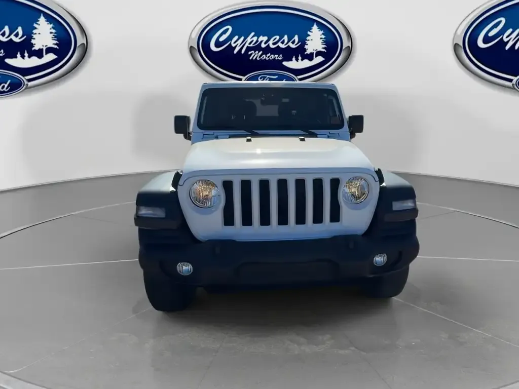 Jeep Wrangler 2023 photo 3
