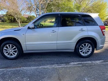 Suzuki Escudo 2006 photo 4