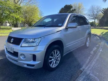 Suzuki Escudo 2006 photo 3