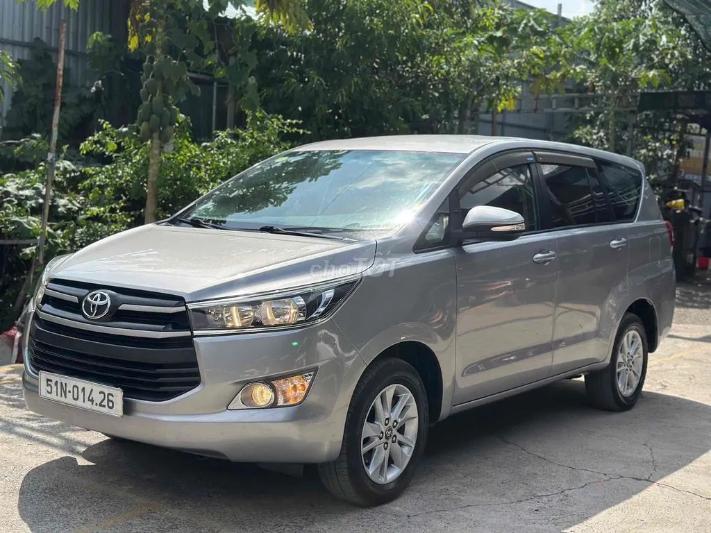 Toyota Innova 2017 photo 3