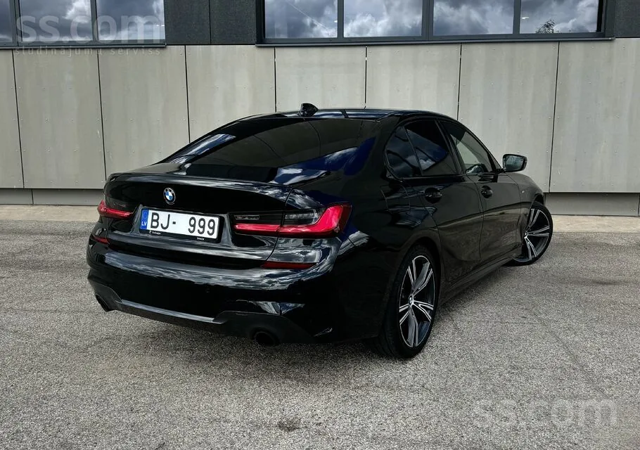 BMW 320D 2019 photo 3