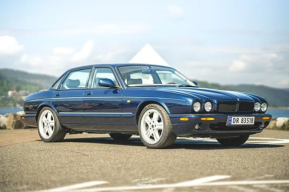 Jaguar Xjr