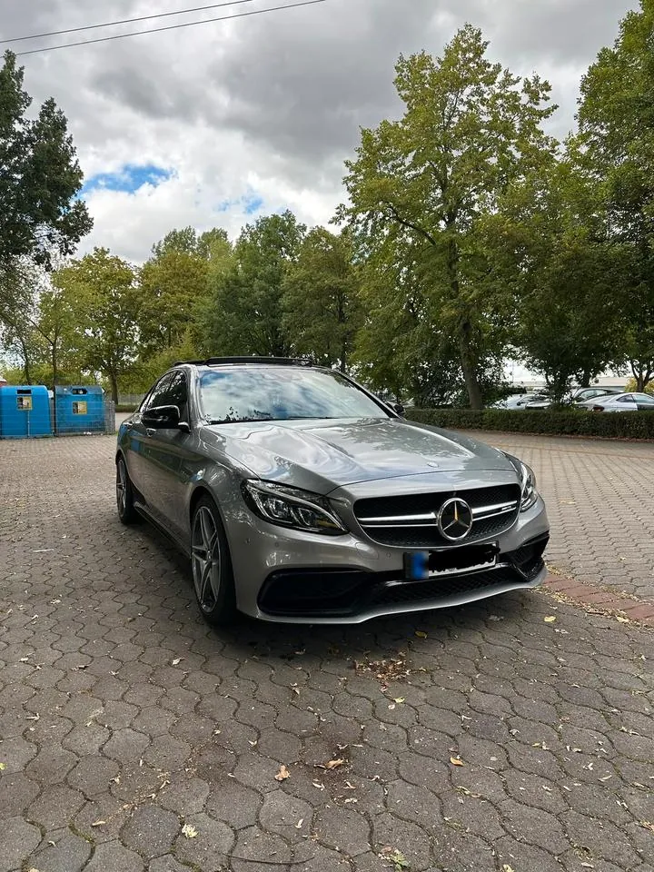 Mercedes-Benz C63