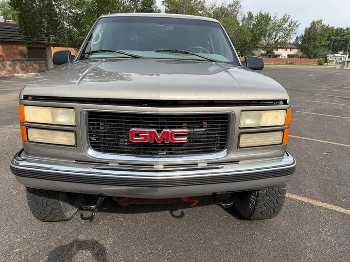 GMC C/K 2500 2000 photo 4