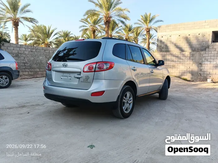 Hyundai Santa Fe 2012 photo 5