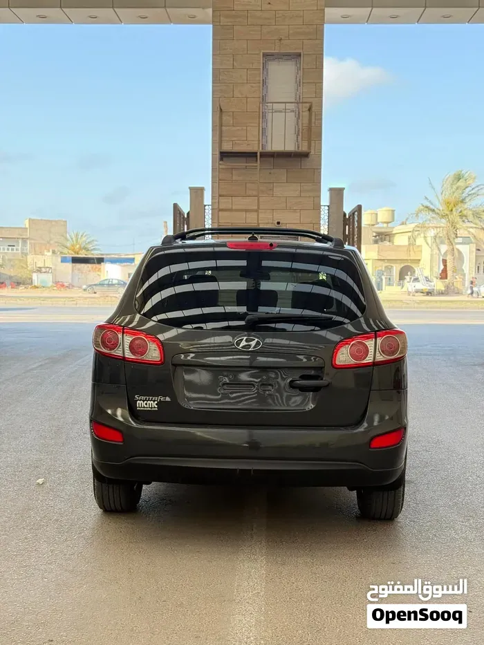 Hyundai Santa Fe 2012 photo 4