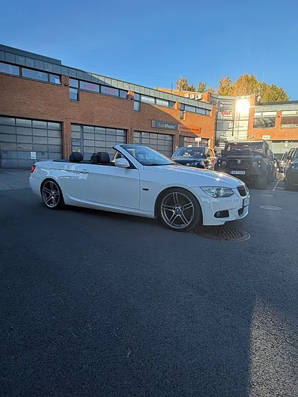 BMW 318I