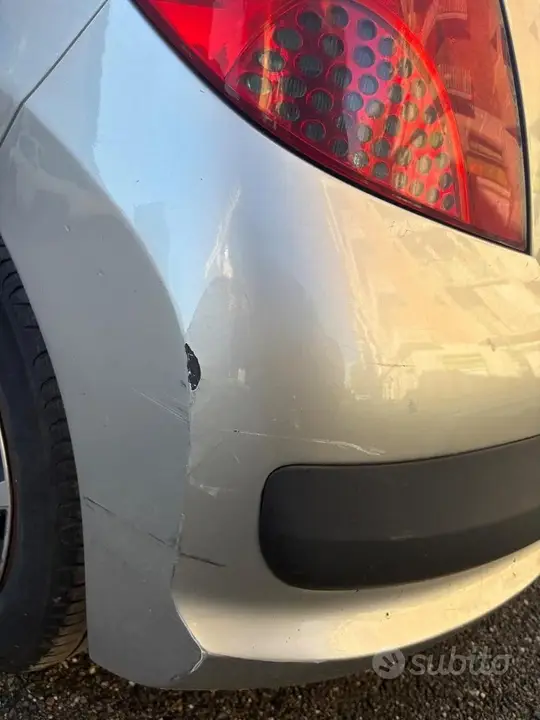 Peugeot 207 2006 photo 4