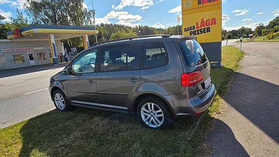 Volkswagen Touran 2015 photo 4