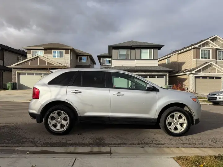 Ford Edge 2014 photo 2