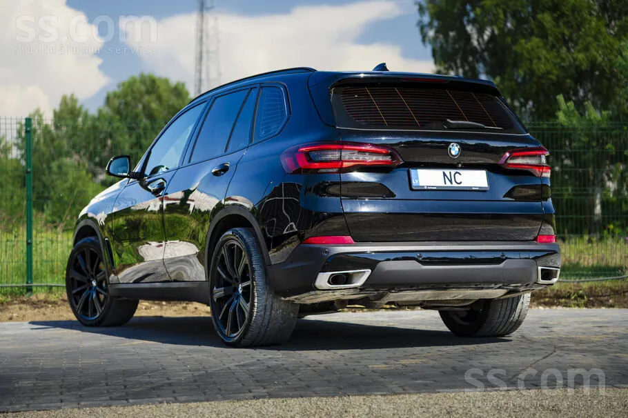 BMW X5 2022 photo 4