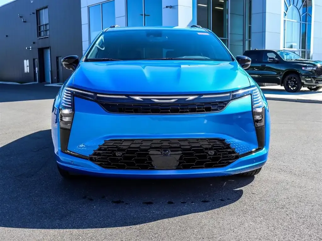 Chrysler Pacifica 2027 photo 2