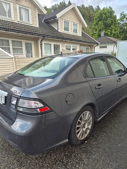 Saab 9-3 2010 photo 5