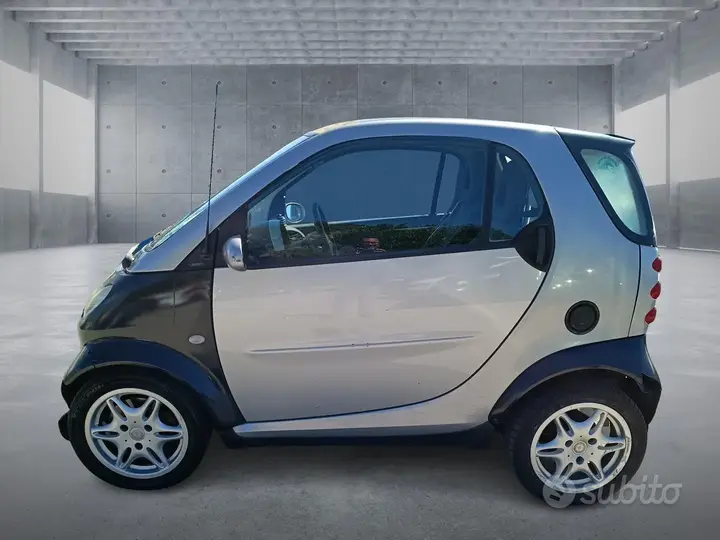 Smart Fortwo 2003 photo 4