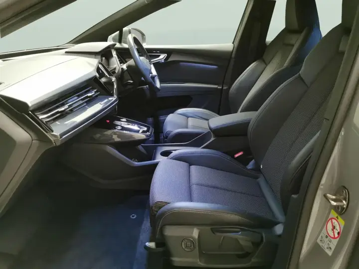 Audi Q4 E-Tron 2023 photo 4