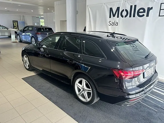 Audi A4 2022 photo 5