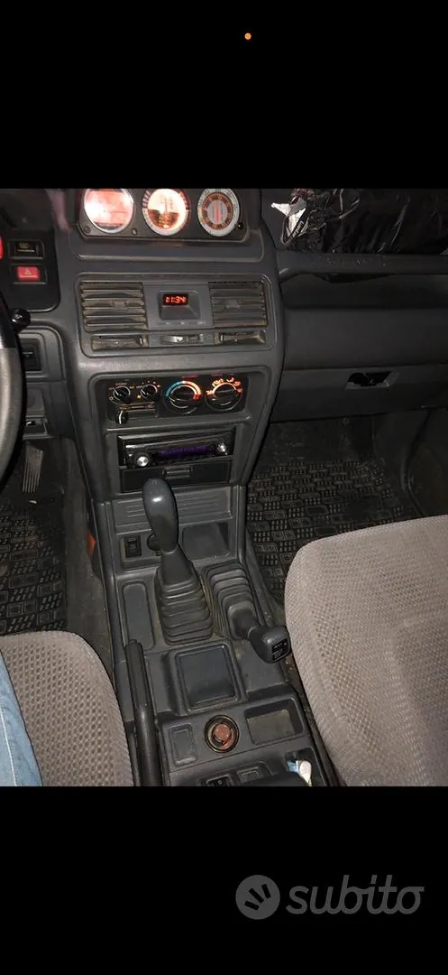 Mitsubishi Pajero 1995 photo 4