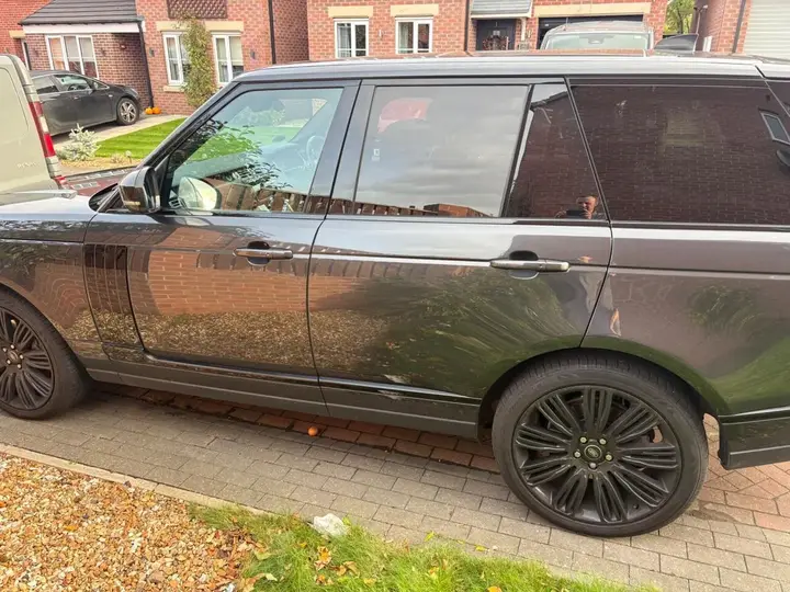 Land Rover Range Rover 2021 photo 2