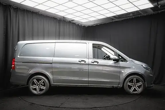 Mercedes-Benz Vito 114 2023 photo 5