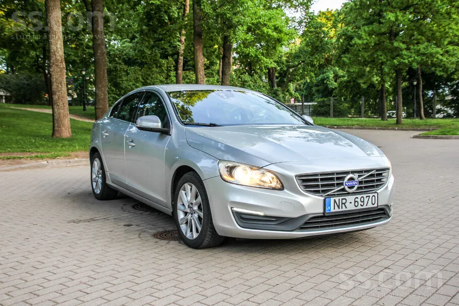 Volvo S60 2016 photo 3