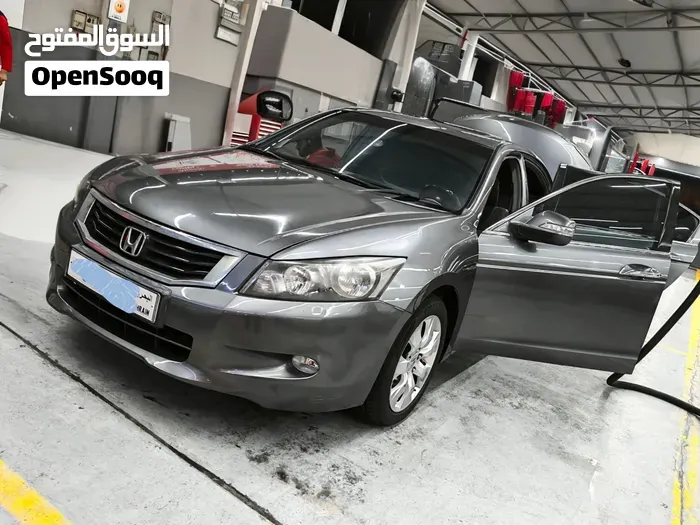 Honda Accord 2010 photo 2