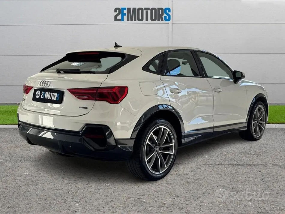 Audi Q3 2020 photo 5