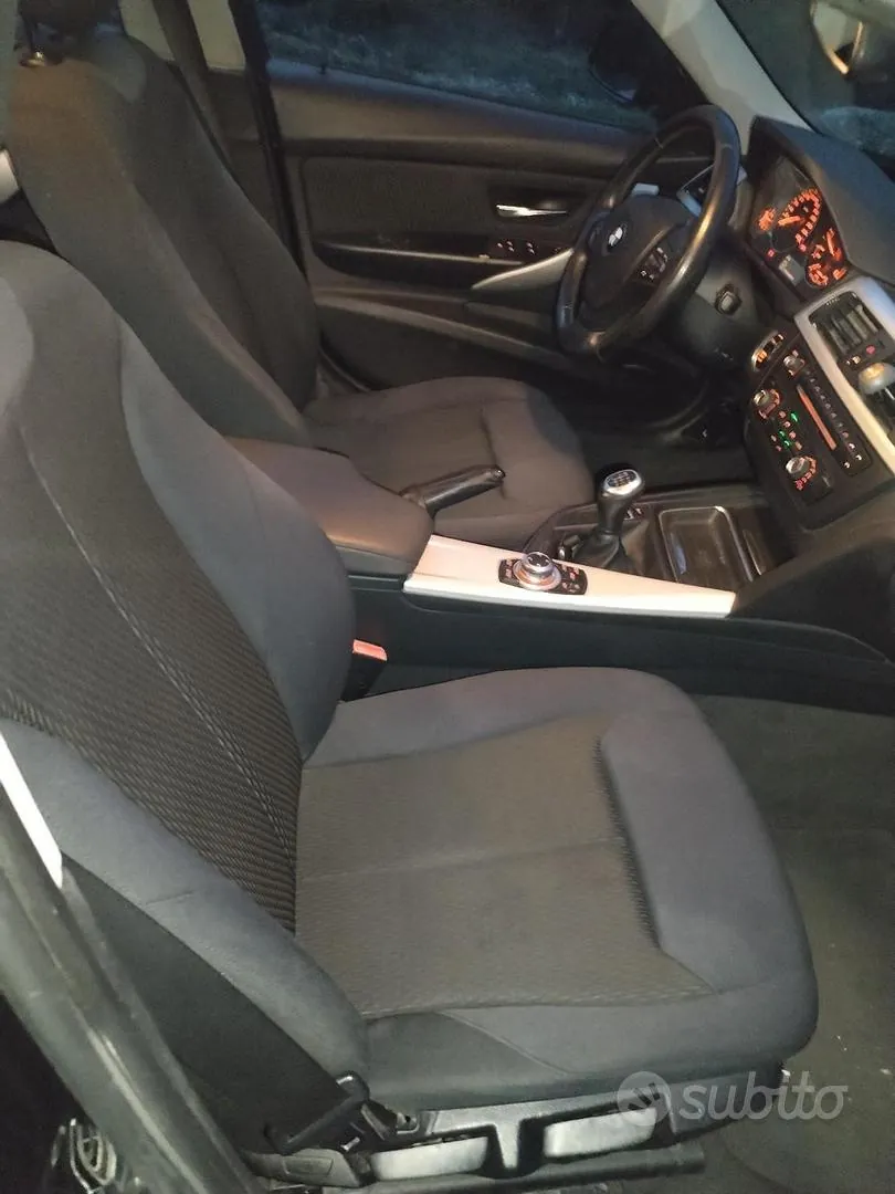 BMW 318 2014 photo 5