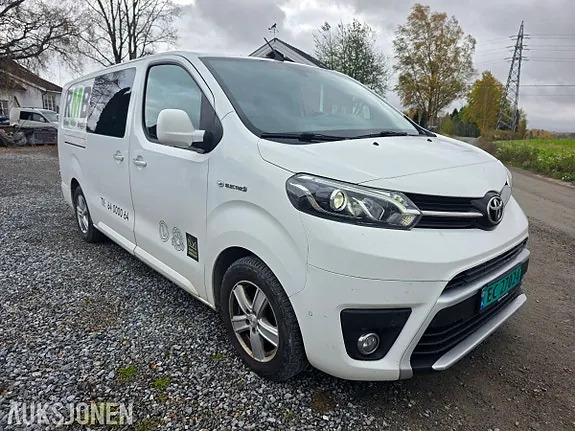 Toyota Proace 2021 photo 2