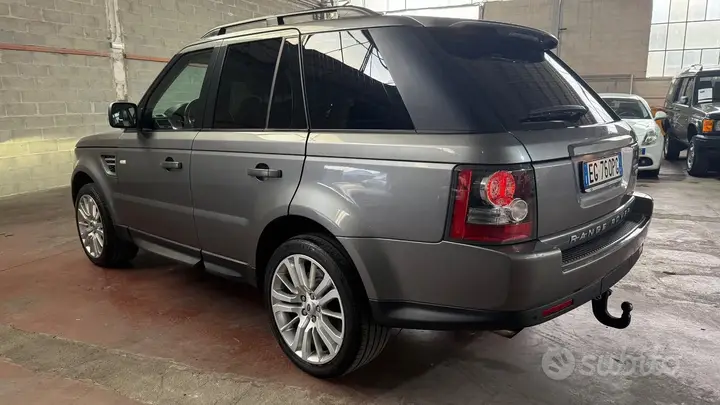 Land Rover Range Rover Sport 2011 photo 4