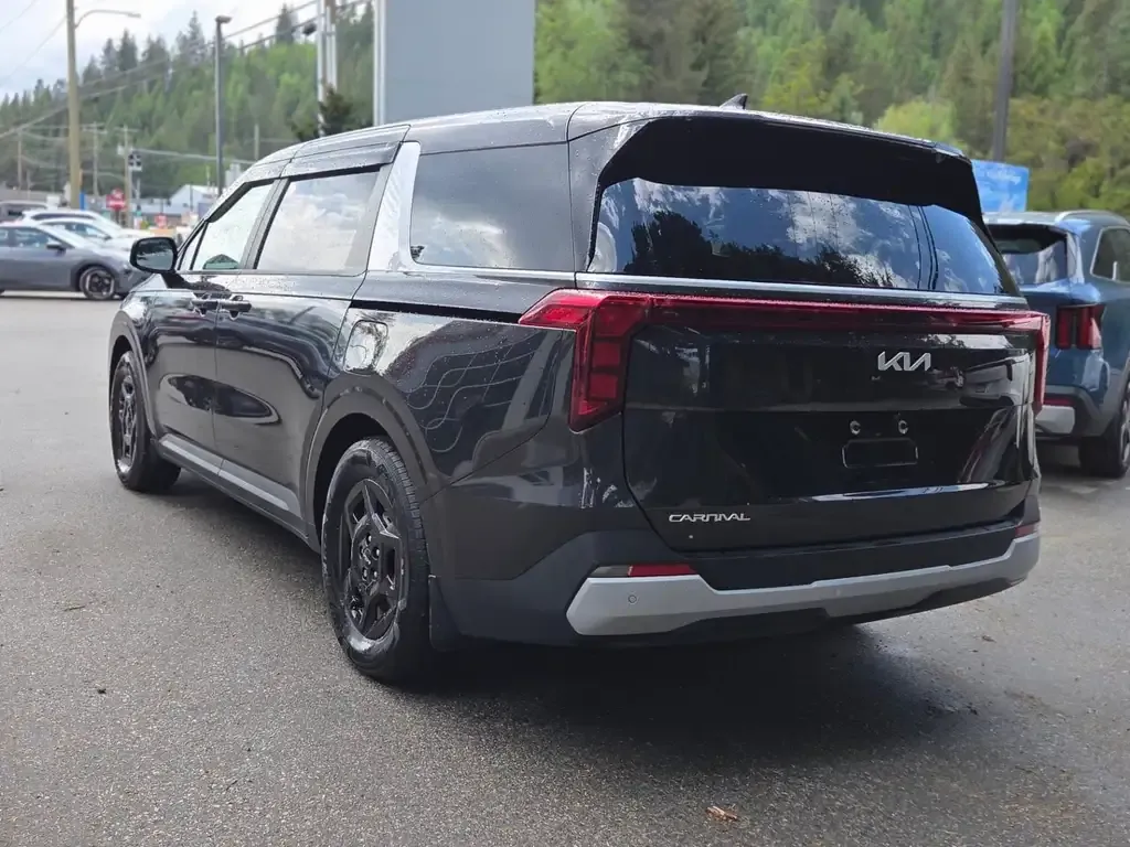 Kia Carnival 2025 photo 5