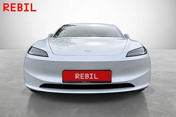 Tesla Model 3 2025 photo 2