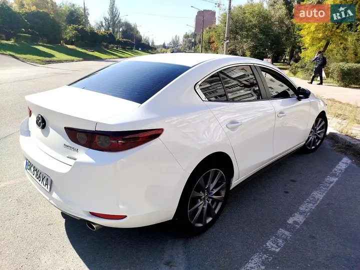 Mazda 3 2019 photo 4