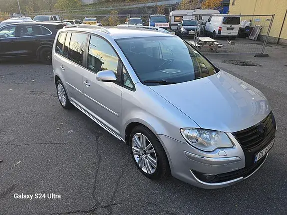 Volkswagen Touran 2007 photo 3