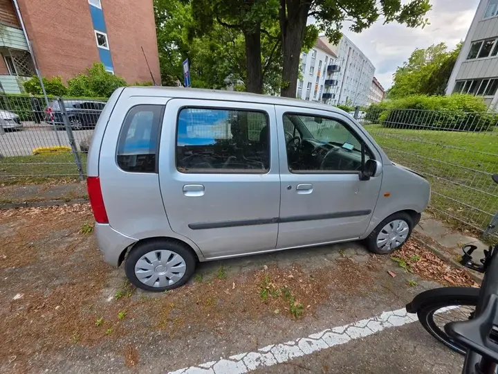 Opel Agila