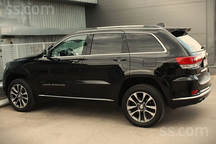 Jeep Grand Cherokee 2020 photo 4