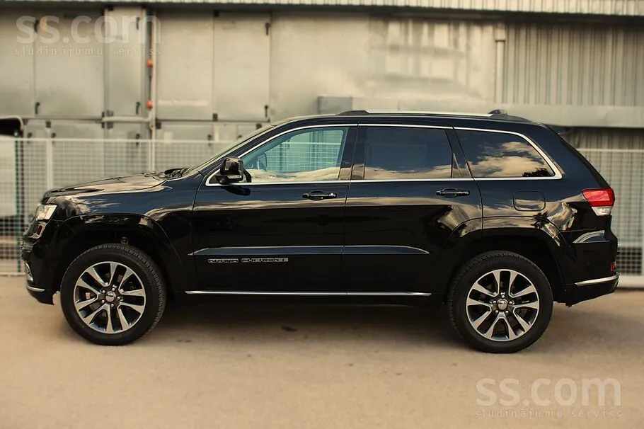 Jeep Grand Cherokee 2020 photo 3