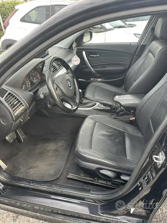 BMW 1 Series 2011 photo 5