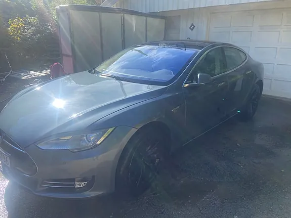 Tesla Model S 2014 photo 3