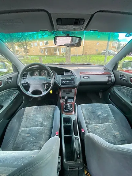 Honda Accord 1999 photo 5