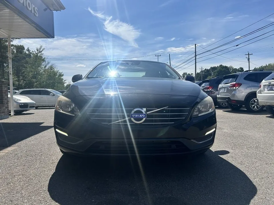 Volvo S60 2015 photo 2