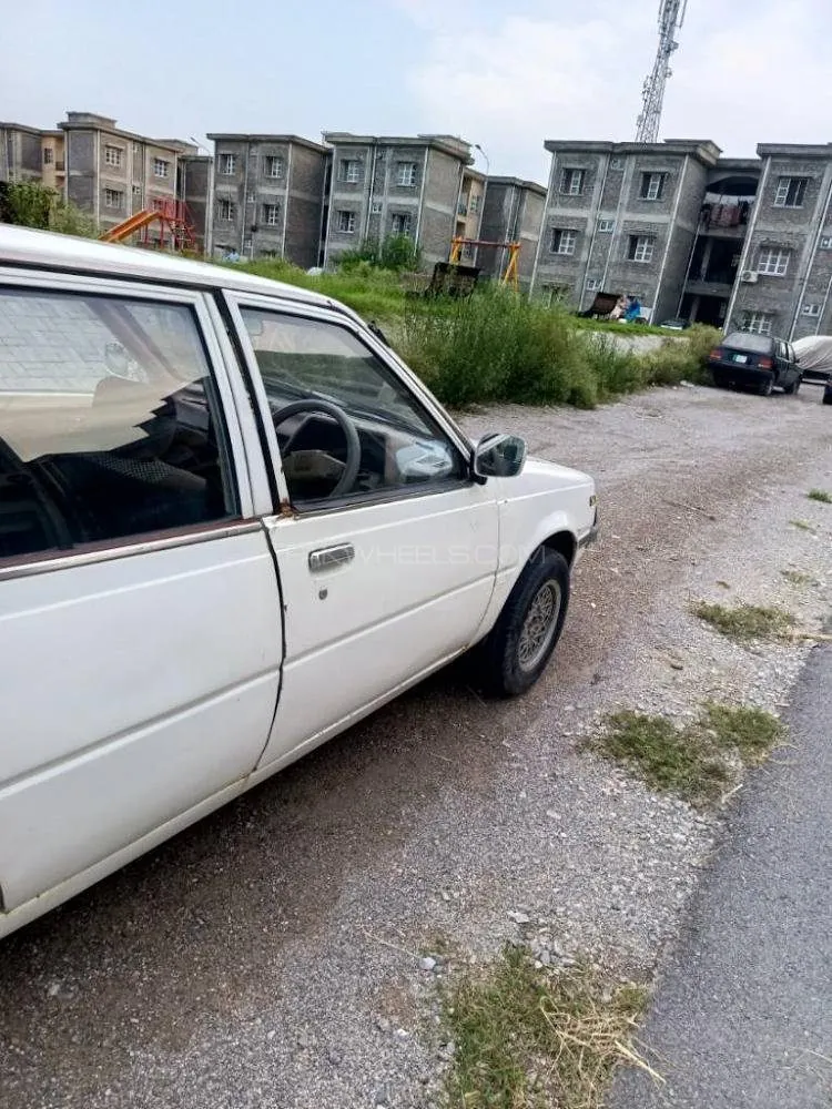 Nissan Sunny