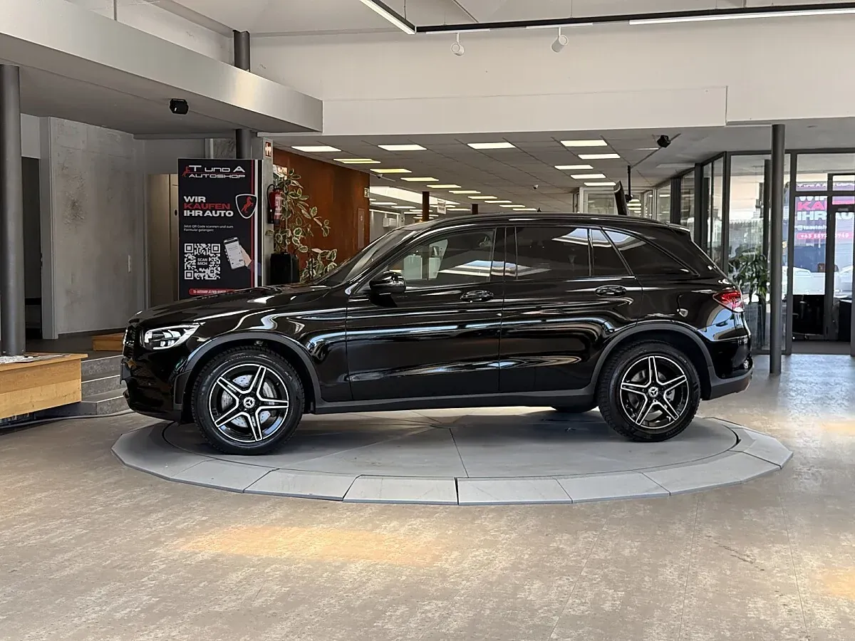 Mercedes-Benz Glc-Class 2022 photo 3