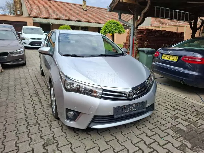 Toyota Corolla 2014 photo 3