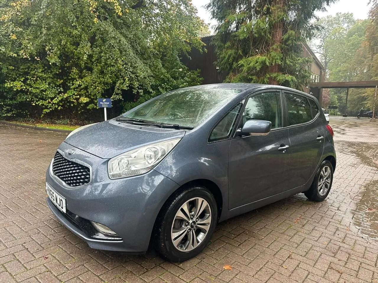 Kia Venga 2015 photo 4