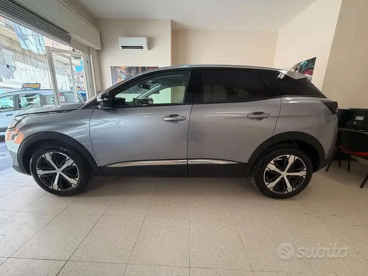 Peugeot 3008 2022 photo 4