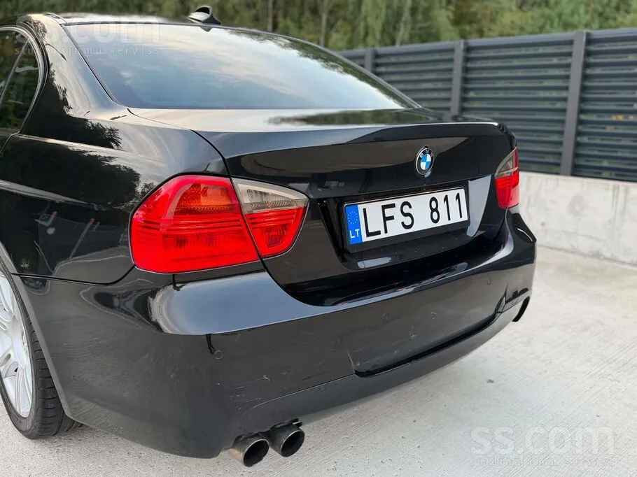BMW 320 2007 photo 4
