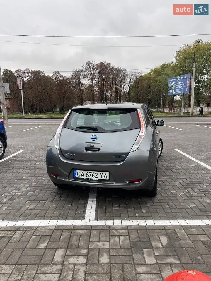 Nissan Leaf 2014 photo 4