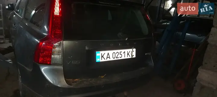 Volvo V50